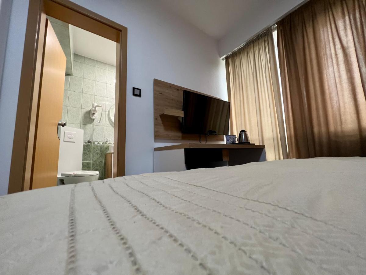 Hotel Brkic Sarajevo Airport - Free Parking Екстер'єр фото