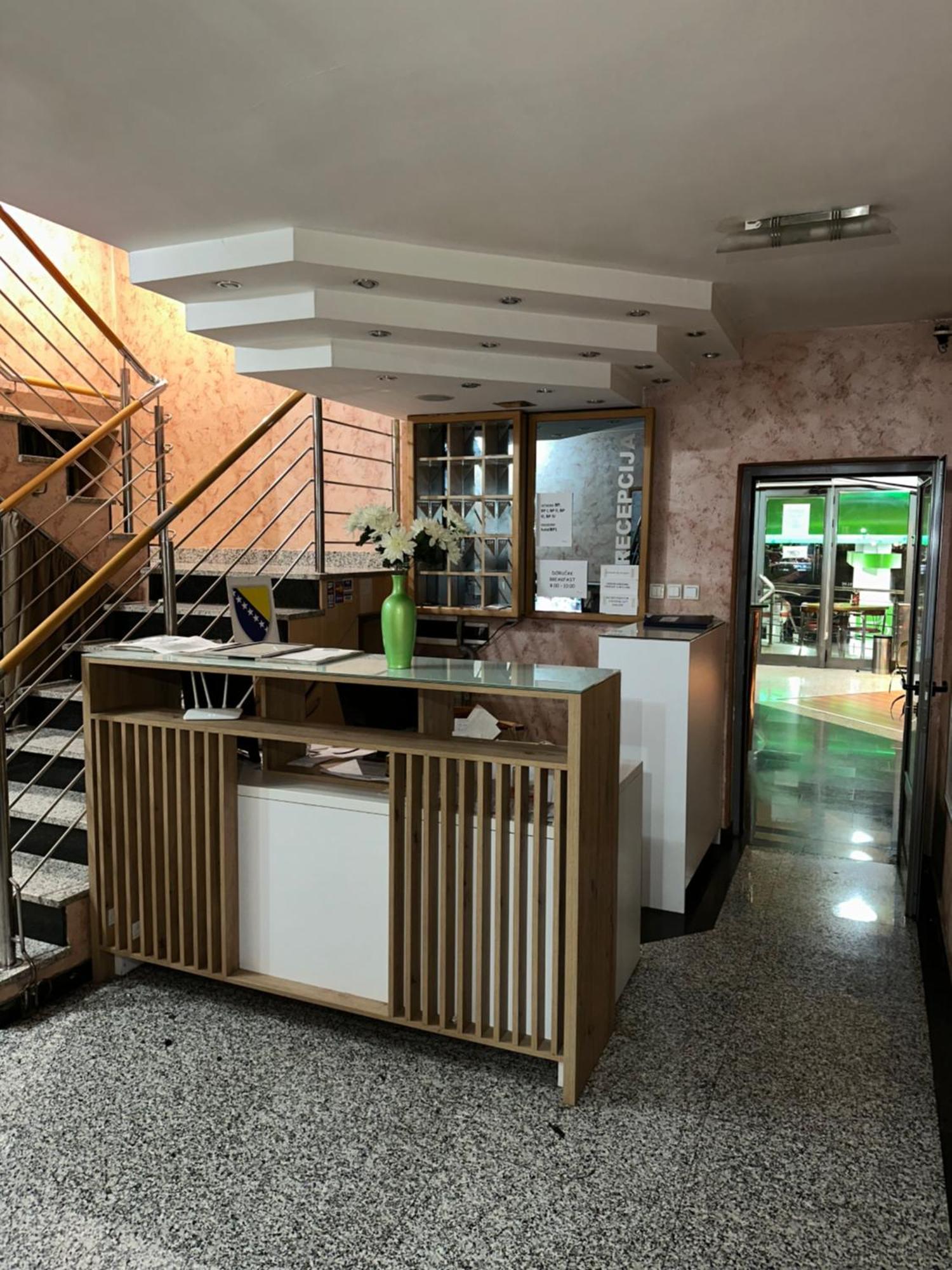 Hotel Brkic Sarajevo Airport - Free Parking Екстер'єр фото