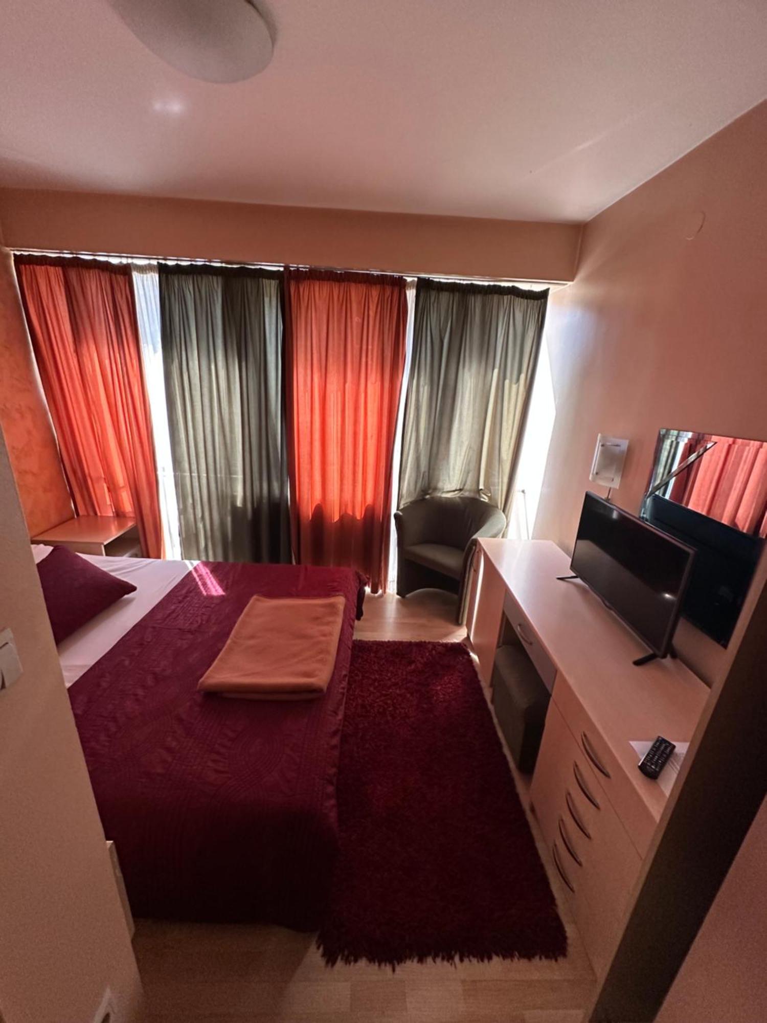 Hotel Brkic Sarajevo Airport - Free Parking Екстер'єр фото
